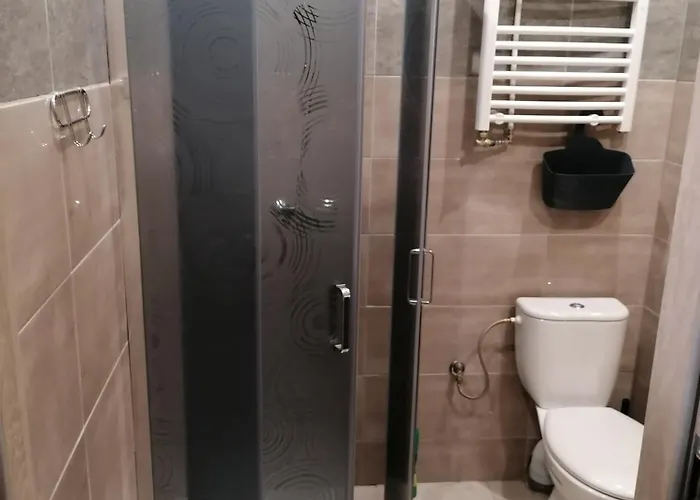 招待所 Na Stromej