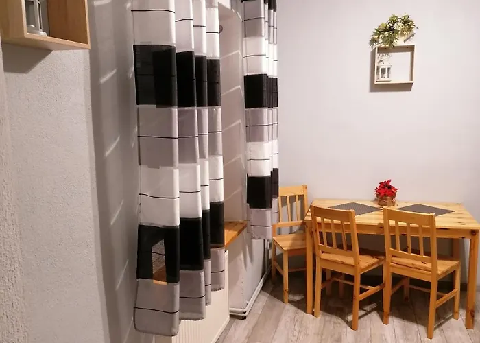 Na Stromej 3* 斯克拉斯卡波伦巴