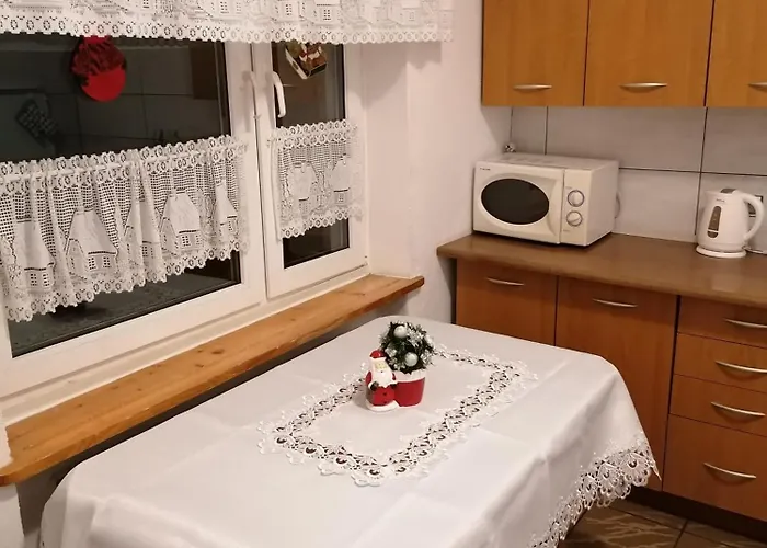 招待所 Na Stromej 3*